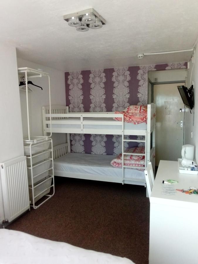 Arnies Hotel Blackpool Extérieur photo