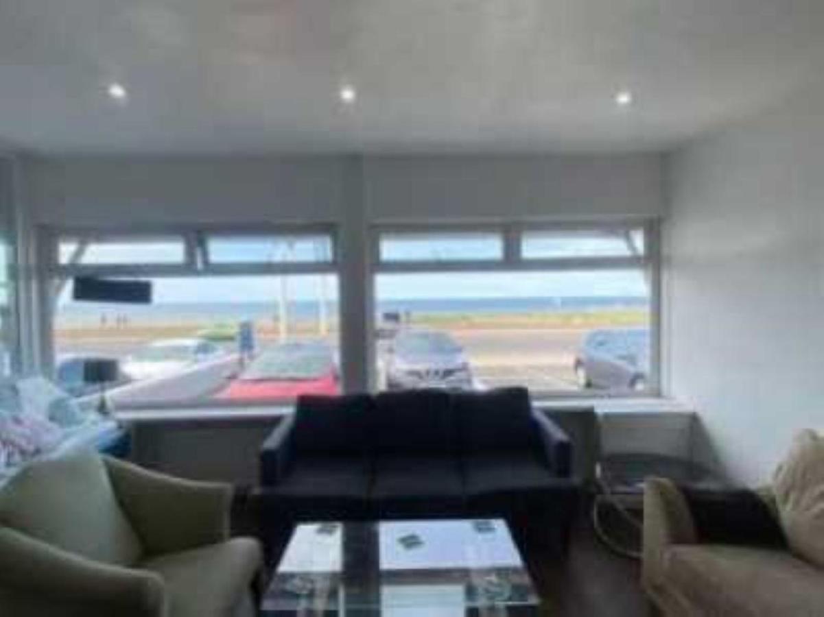 Arnies Hotel Blackpool Extérieur photo